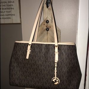 MK purse